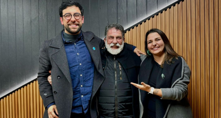 CORE del Frente Amplio baja precandidatura a gobernador para respaldar reelección Luis Cuvertino