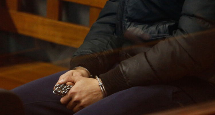 Detienen a 2 extranjeros en situación irregular por producir pornografía infantil con niñas en Quilpué