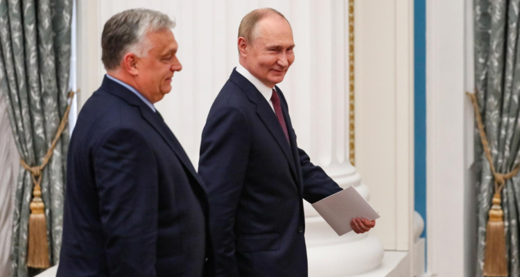 Orban visita por sorpresa a Putin en Moscú y causa indignación en la Unión Europea