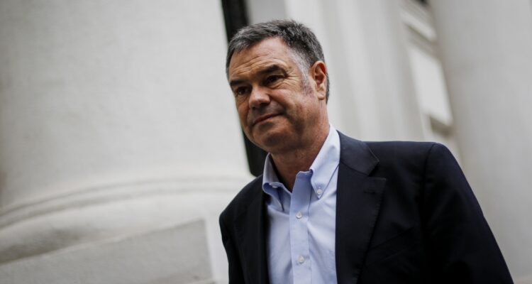 Pese a apoyo inicial, ya no eligirá a su sobrino… ni a Rubilar: Ossandón no votará en Puente Alto