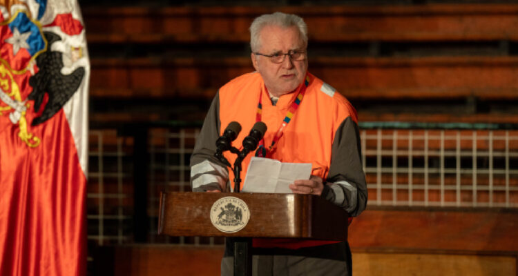 “No comento noticias”: Pacheco en hermetismo por posible compra del 10% de Enami en Quebrada Blanca