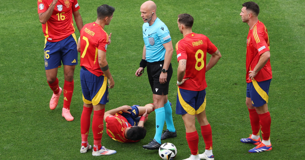 Y Kroos ni siquiera recibió amarilla: Pedri sufre esguince de rodilla tras patada de crack alemán