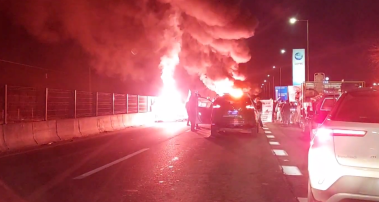 Pescadores artesanales cortan Ruta 160