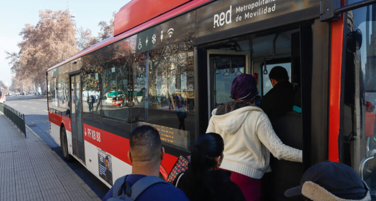 Evasores de RED quedarán sin devolución de impuesto y sin licencia de conducir: revisa nuevas medidas