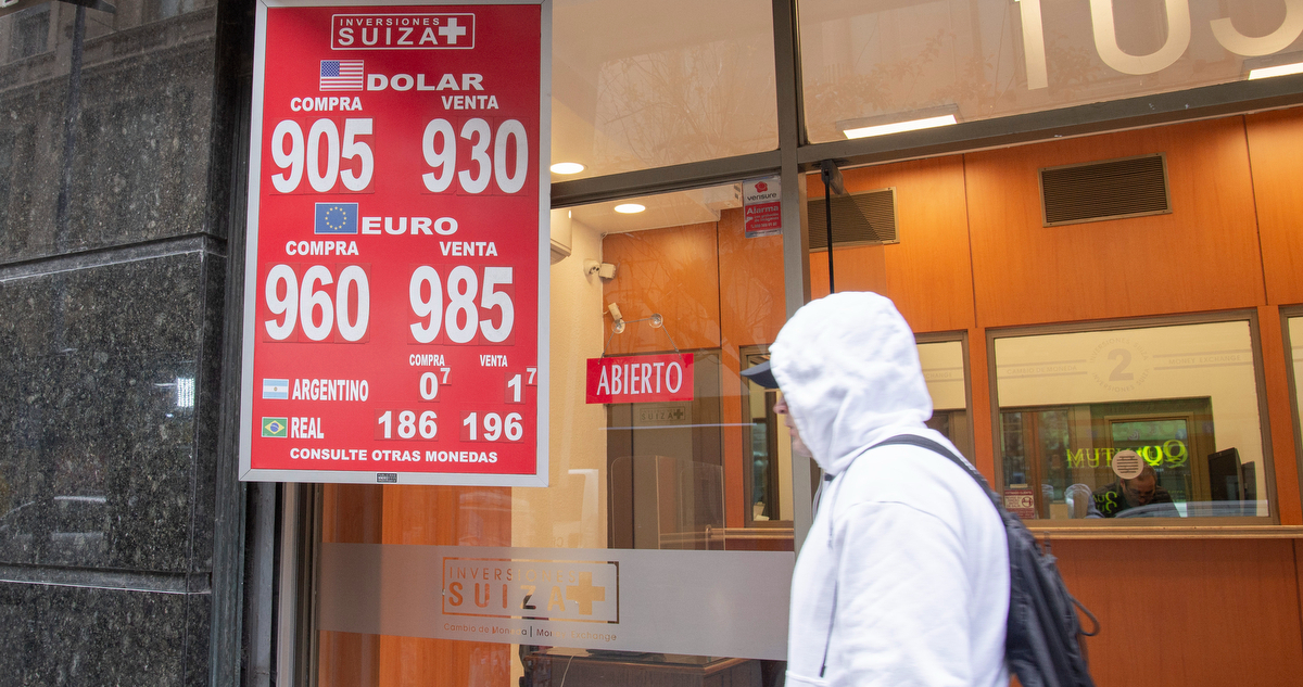 El dólar se encamina a terminar la semana a la baja incidido por la baja de la inflación en EEUU