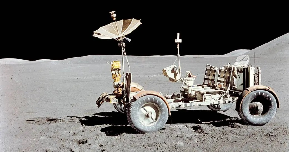 Vehículo que se utilizó para el primer paseo en jeep por la Luna