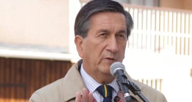 Bío Bío: avanzan diligencias tras querella de docentes contra alcalde de Lota por deuda previsional