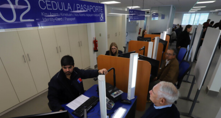 Registro Civil implementa atención preferente y domiciliaria para personas cuidadoras