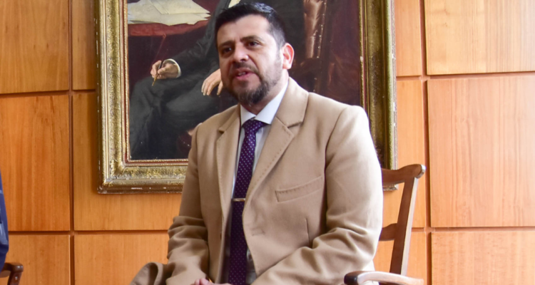 renuncia anwar farrán delegado de ñuble