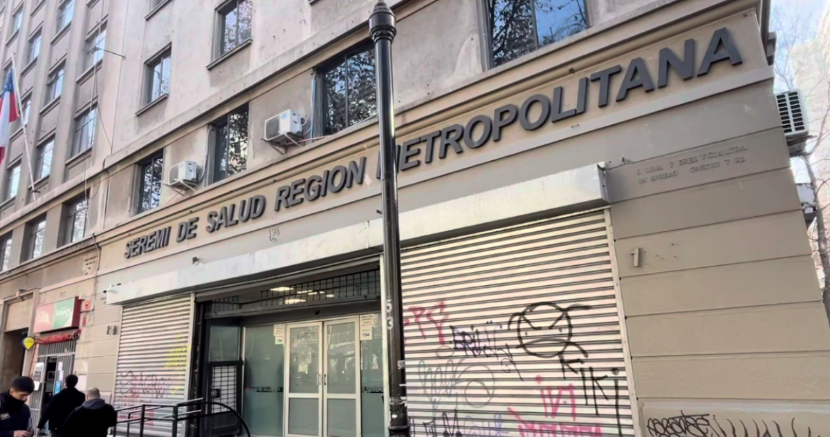 Delincuentes protagonizan robo al interior de la Seremi de Salud en Santiago