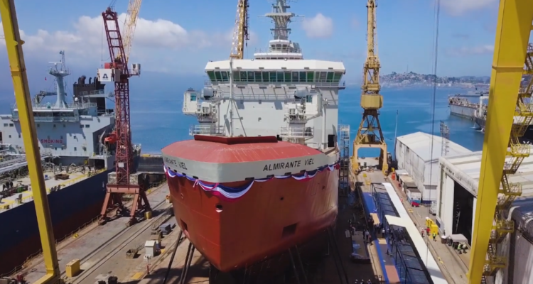 Imagen del rompehielos “Almirante Viel”