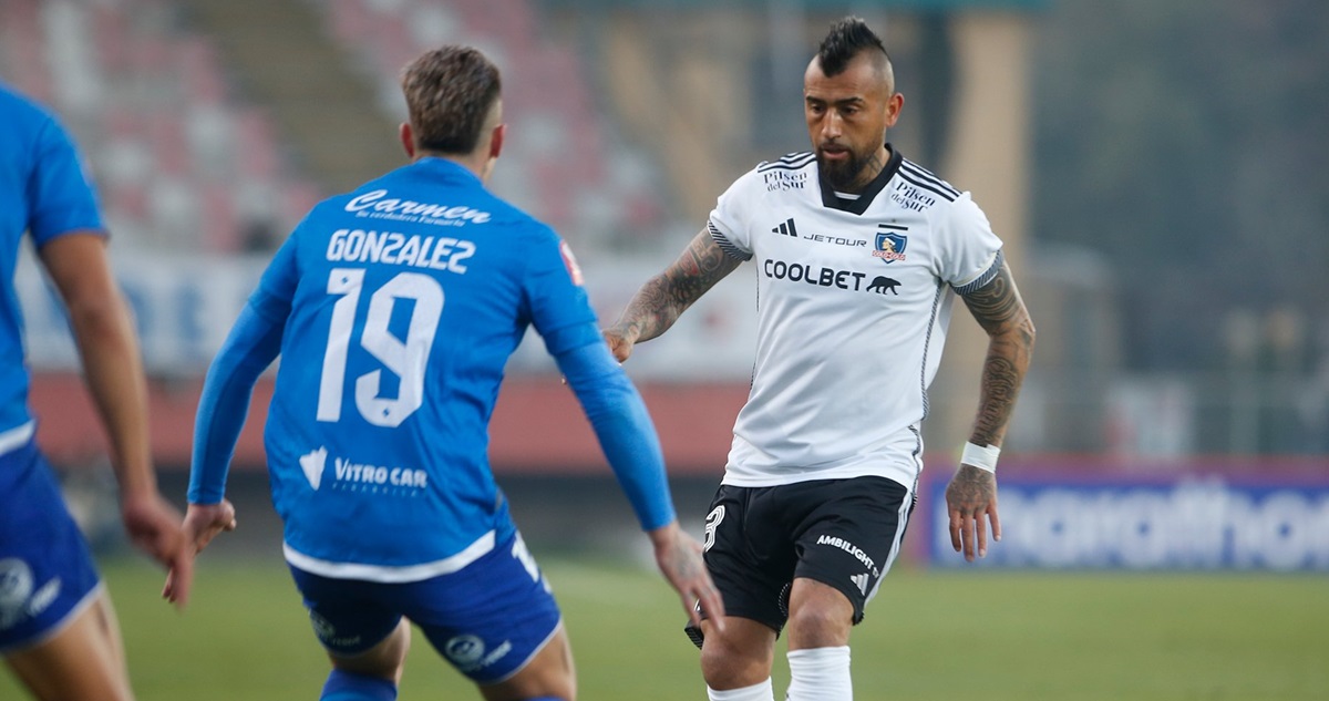 Santa Cruz y Colo Colo igualaron por Copa Chile.