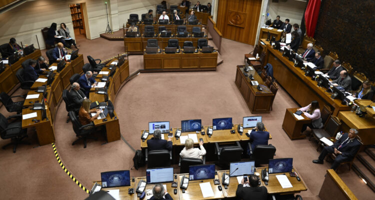 Senado aprueba con mayoría veto presidencial en proyecto de elecciones en dos días