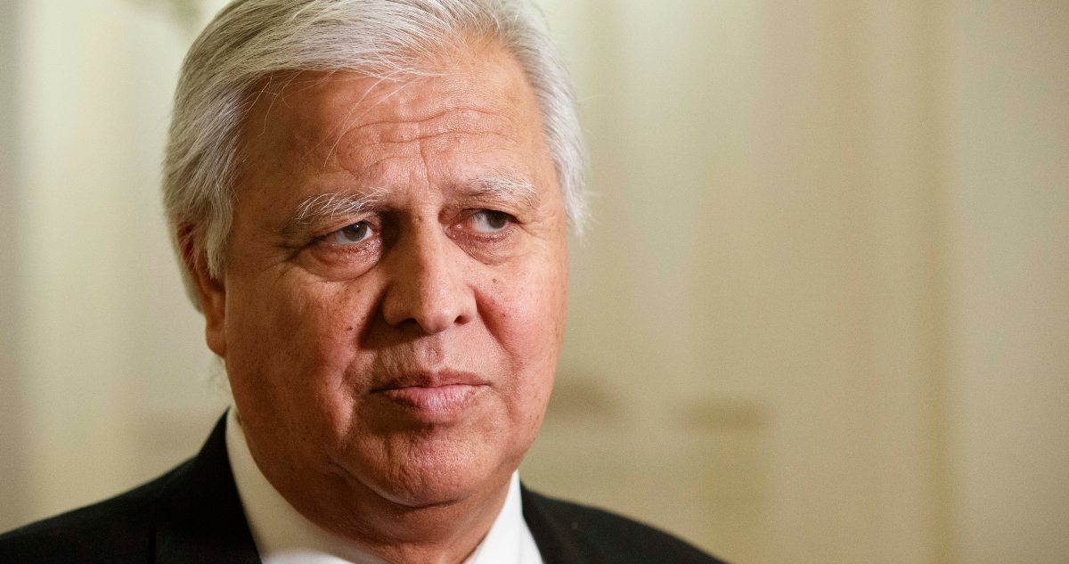 Senador Gastón Saavedra por Ley de Pesca