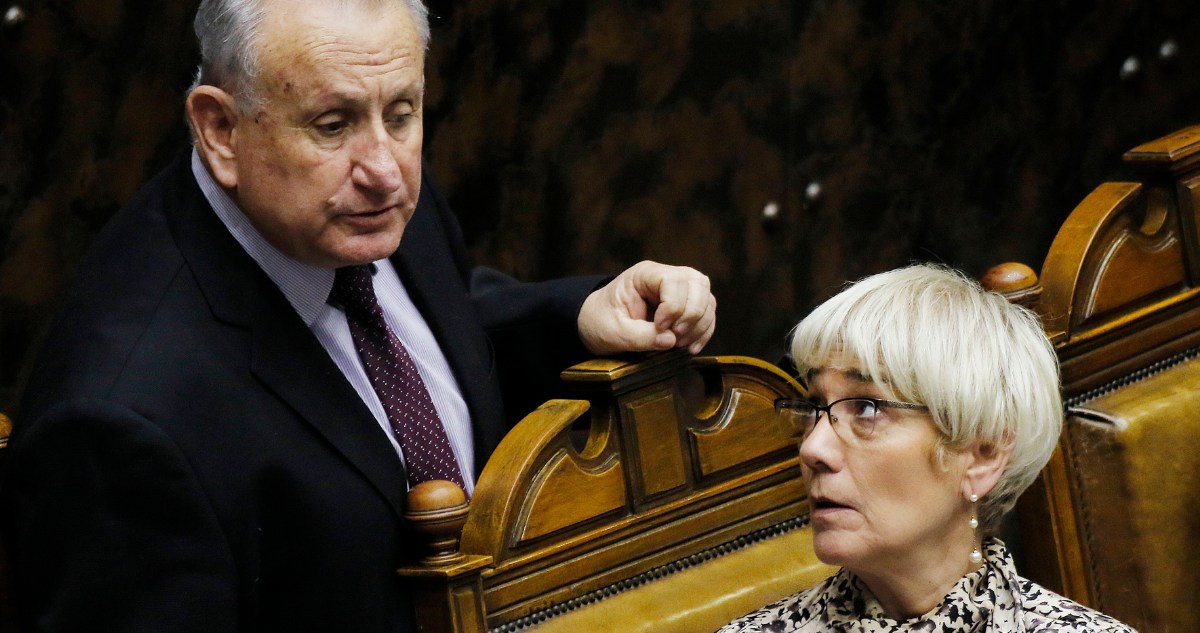 Senadores UDI exigen medidas por posible ola migratoria desde Venezuela: “No será resistida por Chile”