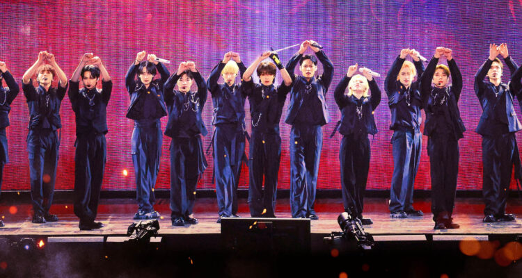 Seventeen llega a cines chilenos con concierto “Tour ‘Follow’ Again in Seoul”