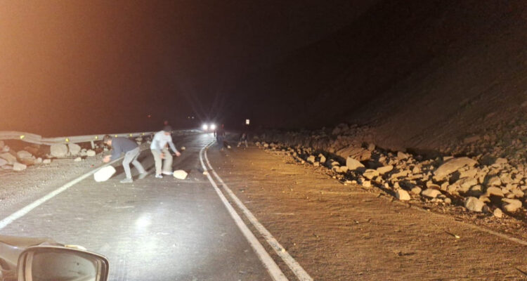 SHOA descarta tsunami tras terremoto 7.3 en el norte de Chile