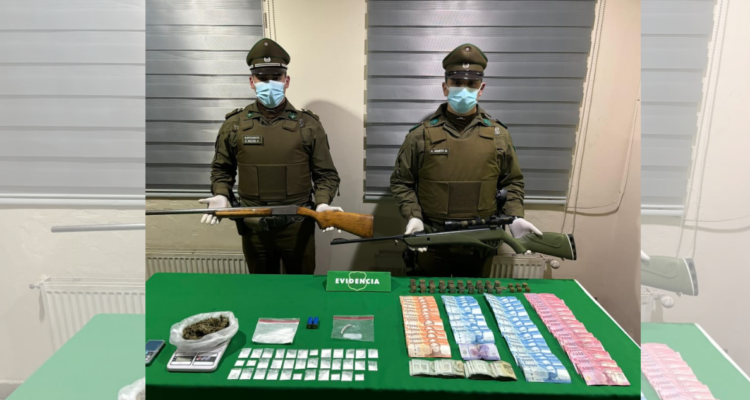 Detienen a hombre que portaba municiones, drogas y armas en Teodoro Schmidt