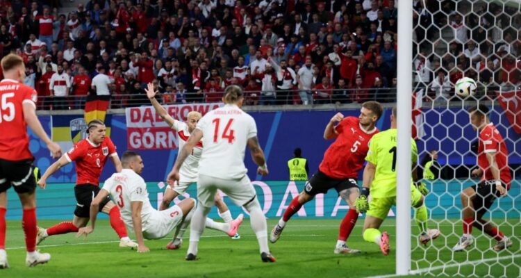 Turquía y Austria se miden en la Eurocopa
