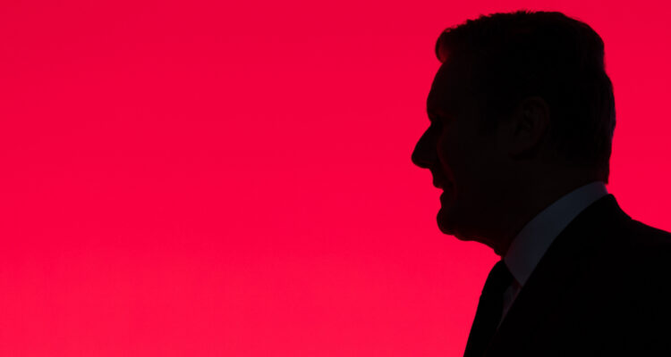 Mercados reaccionan estables ante la victoria laborista en las elecciones de Reino Unido