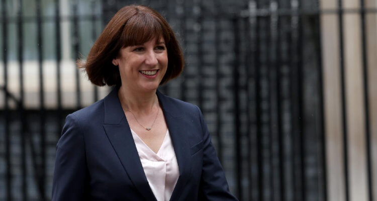 Por primera vez, una mujer lidera el Ministerio de Economía en el Reino Unido: Rachel Reeves