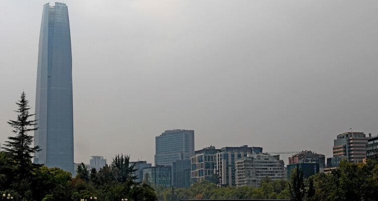 “Ola” de ventas: Unos US$552 millones en inmuebles comerciales serán liquidados en el mercado chileno