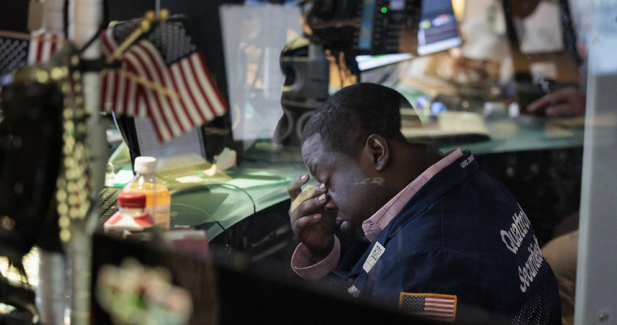 El Nasdaq y el S&P 500 sufren su peor semana desde abril al desinflarse el bum tecnológico