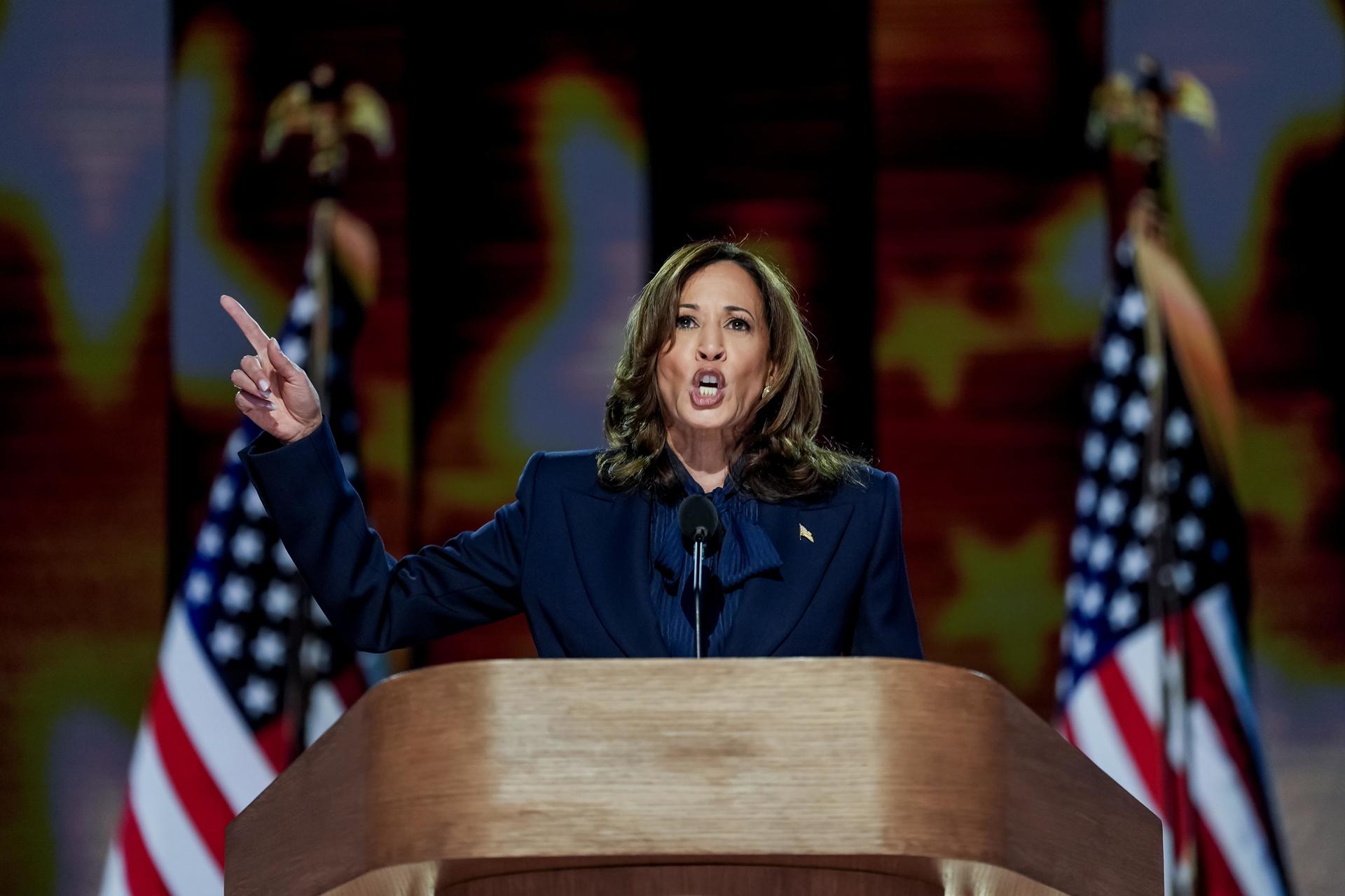 Fotografía de archivo de la vicepresidenta estadounidense y candidata demócrata a la Casa Blanca, Kamala Harris.