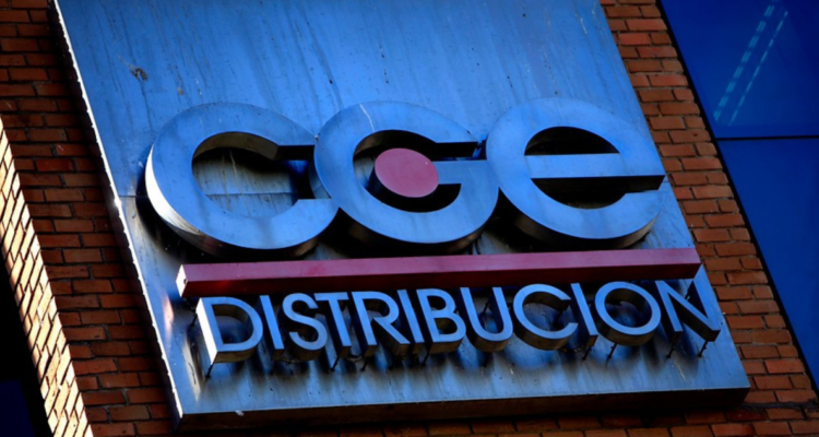 Presentan ampliación de querella contra CGE por conductor que murió electrocutado en Villarrica