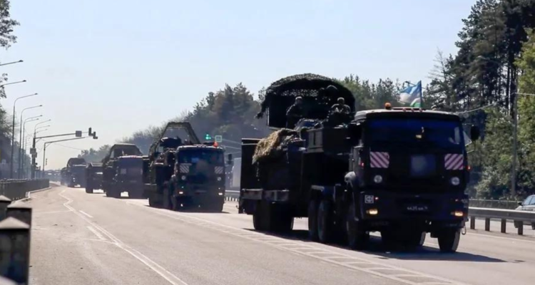 Rusia abre causa penal contra periodista de CNN y dos ucranianas por entrar a Kursk ilegalmente