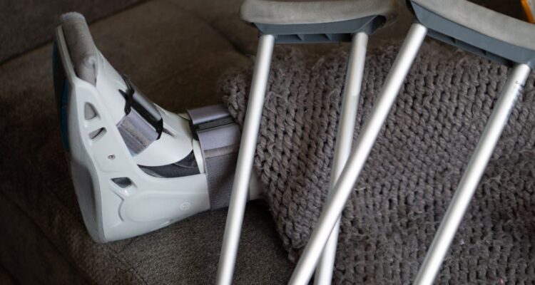 Qué se entiende por accidente laboral y qué hacer si sufres uno, diferencia entre un accidente de trabajo, de trayecto y enfermedad profesional.