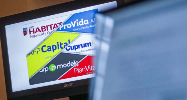 Fondo A lidera en traspasos y el E lleva 58 mil fugas: por AFP, Capital es la que más pierde afiliados