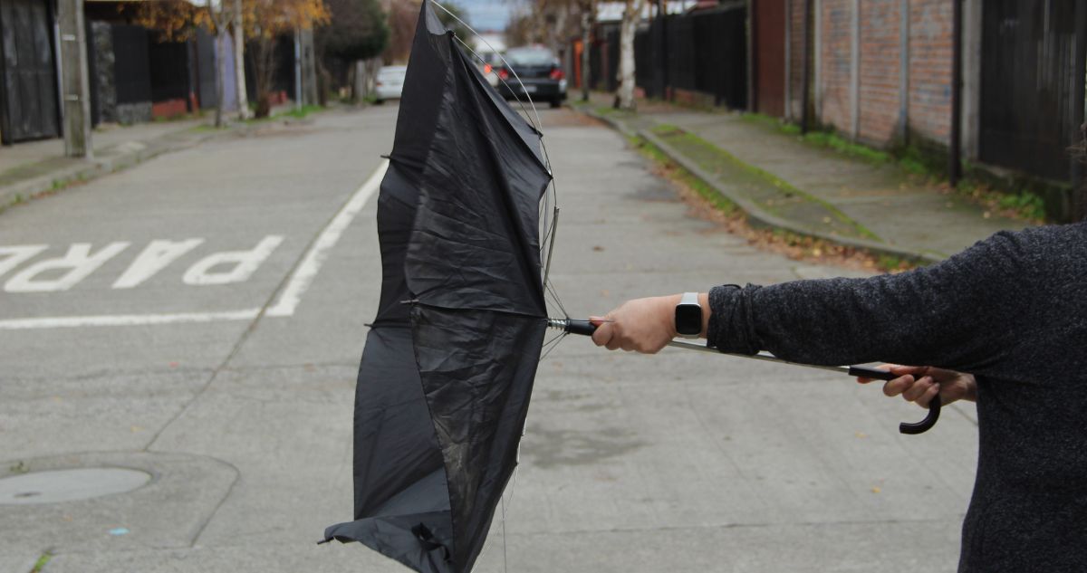 Senapred emite Alerta Temprana Preventiva por viento en ocho comunas de la región Metropolitana