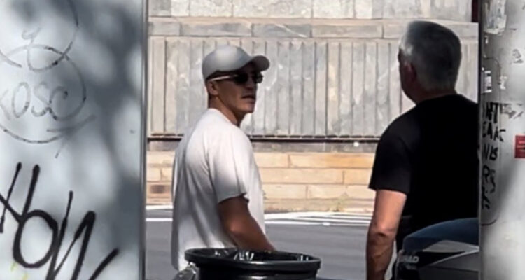 Alexis Sánchez y Fernando Felicevich en Barcelona, España