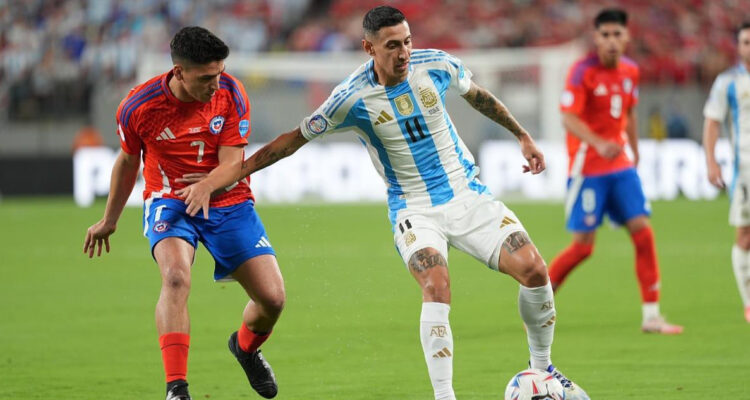 Angel Di María La Roja