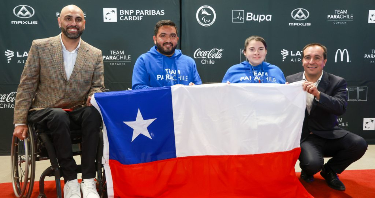 archivo Comité Paralímpico Team Para Chile abanderados
