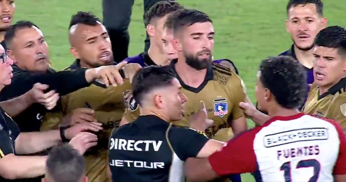 Arturo Vidal Colo Colo Junior