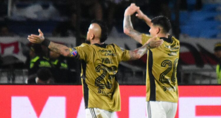 Arturo Vidal llama la atención de radio colombiana Caracol que elogió sus minutos en cancha ante Junior por Copa Libertadores