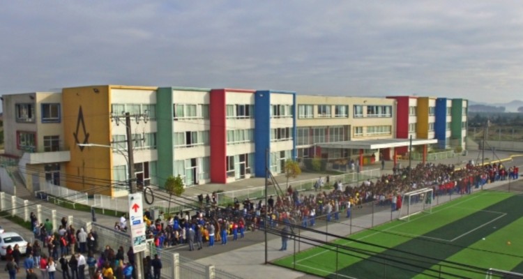 Profesor acusado de abusar sexualmente a estudiante en San Pedro quedó en libertad: confesó el hecho