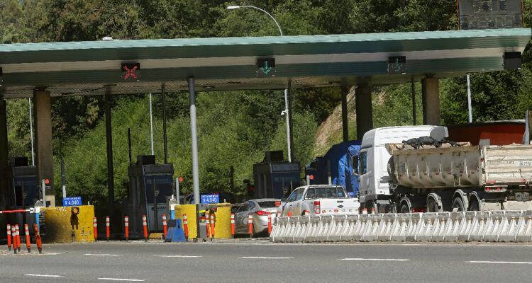 Otra vez asaltan peaje Agua Amarilla: delincuente amenazó a cajera con un fierro y huyó con $300 mil