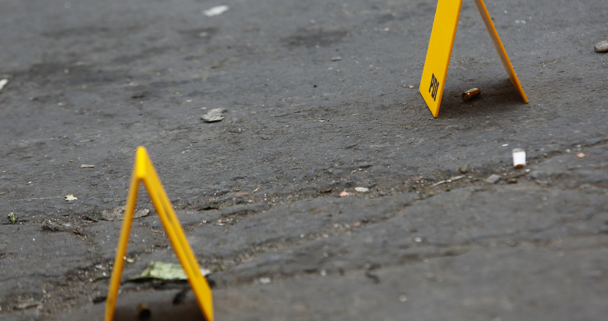 Casquillos de bala en el suelo por asesinato en Penco