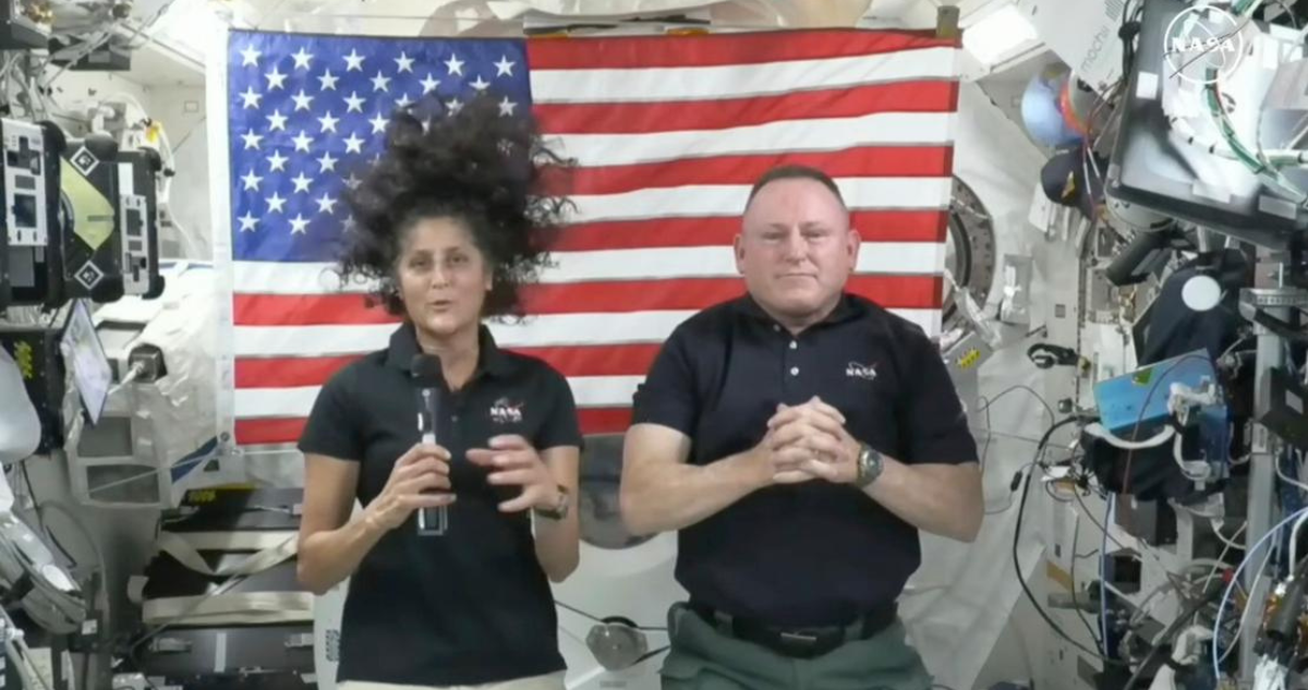 Suni Williams y Butch Wilmore ofrecen una conferencia de prensa a bordo de la Estación Espacial Internacional el miércoles 10 de julio de 2024