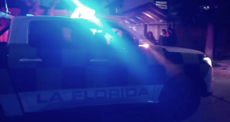 Auditora de La Radio relata violento portonazo en La Florida: “Seis hombres armados nos atacaron”