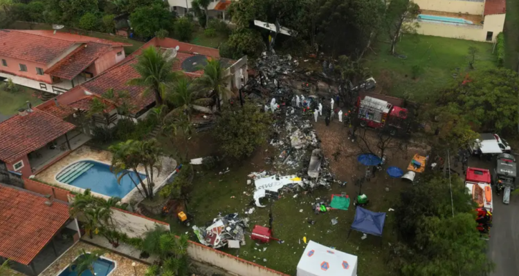 Brasil recupera datos de cajas negras del avión accidentado