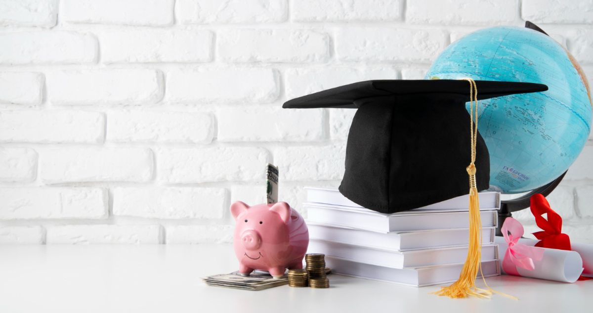 ¿Buscas becas para estudiar en el extranjero? Revisa aquí cuáles están disponibles para pre y posgrado