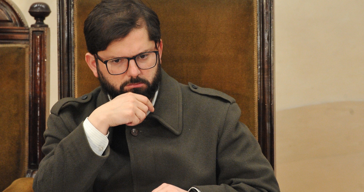 Tohá explica por qué Boric no asistirá a Enela