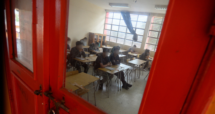 acoso escolar contra joven en punta arenas