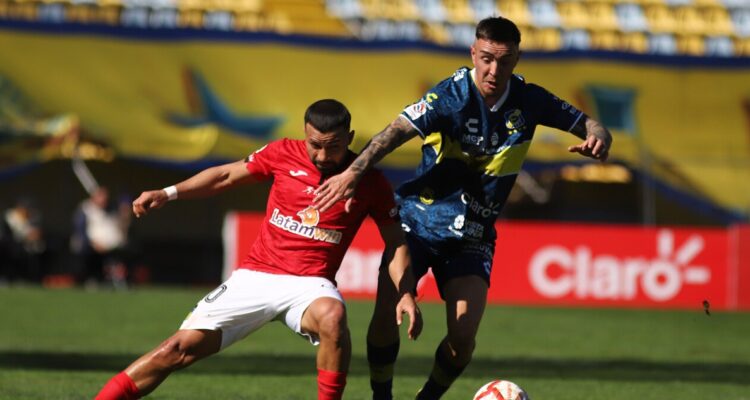 Everton y O’Higgins empataron por el Campeonato Nacional.