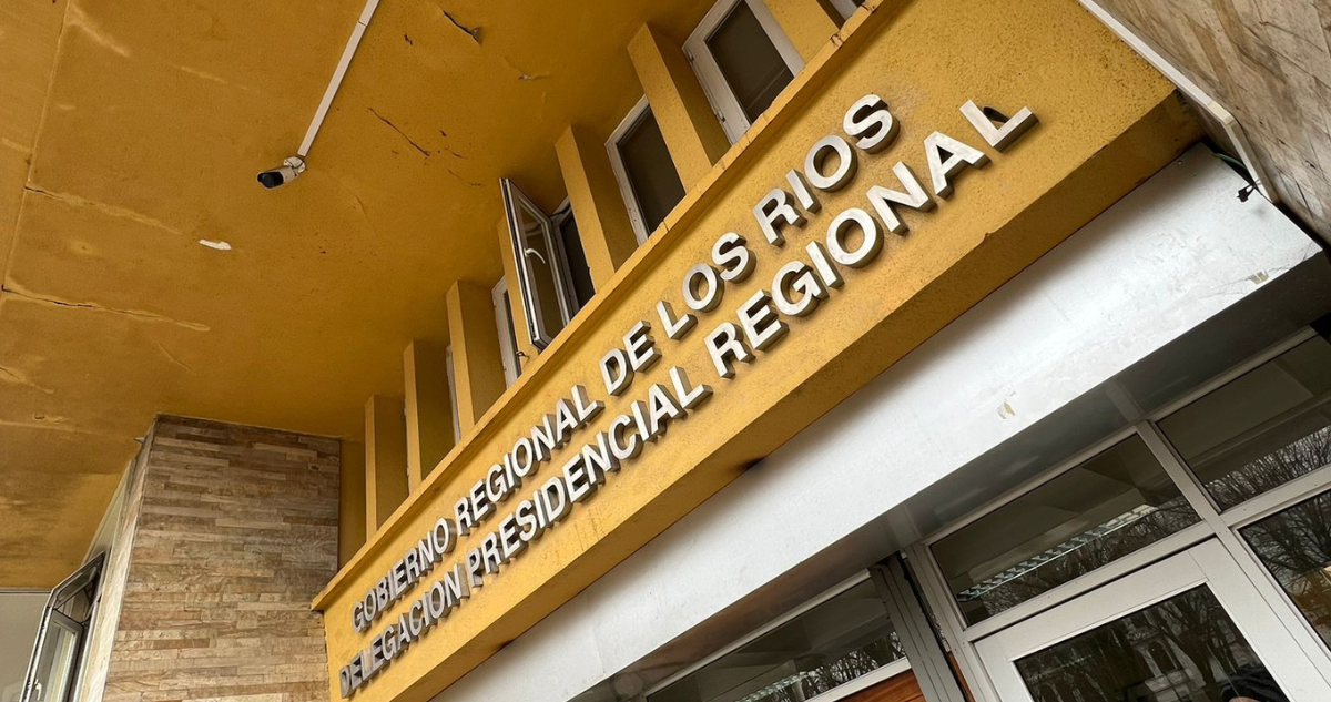 Frontis de Gobernación de Los Ríos por amenazas a padre de candidata