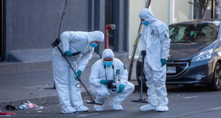 Carabinero muerto en el Caupolicán: colega imputado no queda preso e indagan si ocultó arma homicida